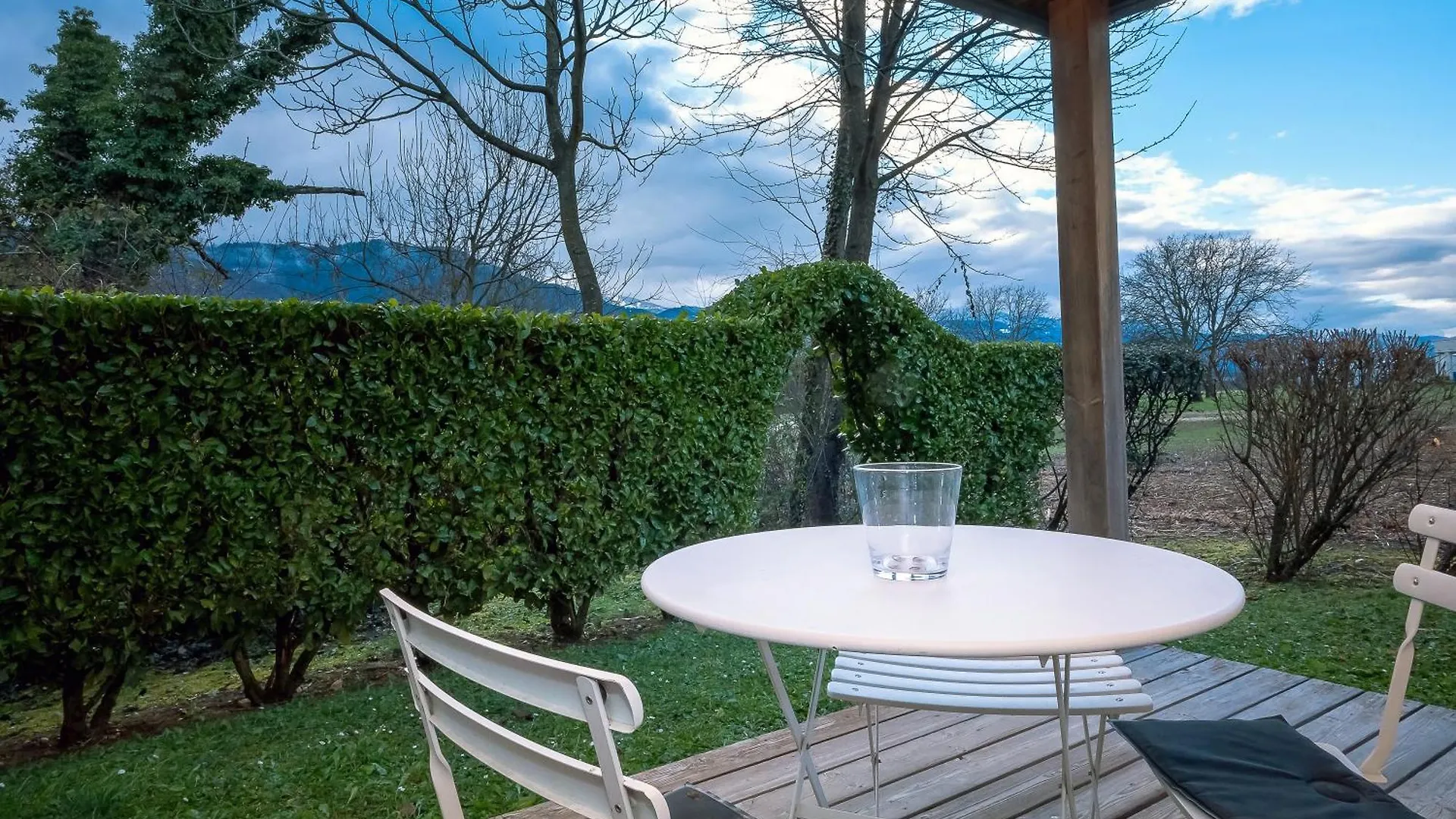 Appart Bureau Le Touvet Apartment